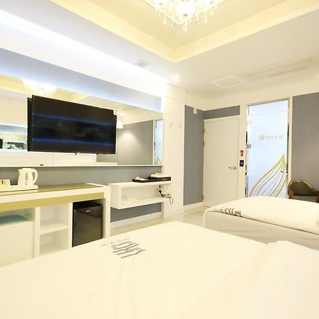 Dome Hotel Gwangju Metropolitan City Bagian luar foto