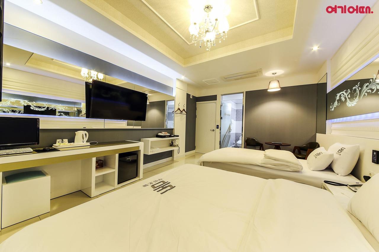 Dome Hotel Gwangju Metropolitan City Bagian luar foto